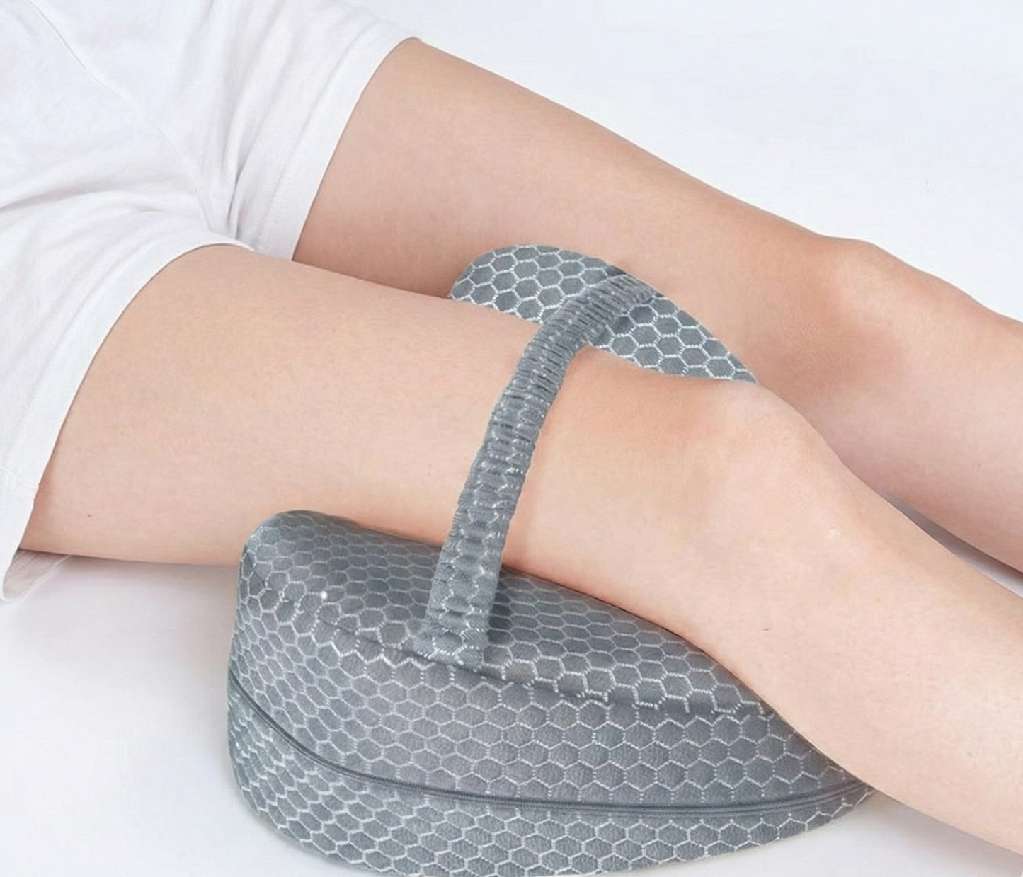 Memory Foam Ergonomic Knee Pillow – The End of "Morning Stiffness"—Wake Up Ready to Move